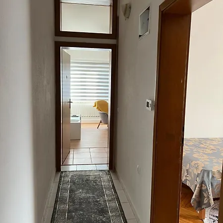 Apartman Vikalo Apartment
