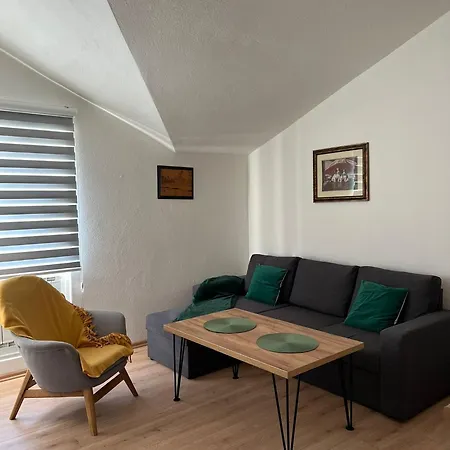 Apartment Apartman Vikalo *